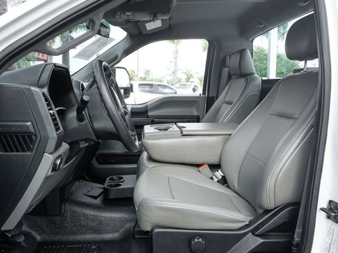 Used 2019 Ford F450 XL w/ XL Value Package RWD image 19