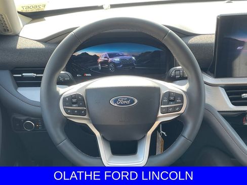 New 2026 Ford Explorer Active image 20