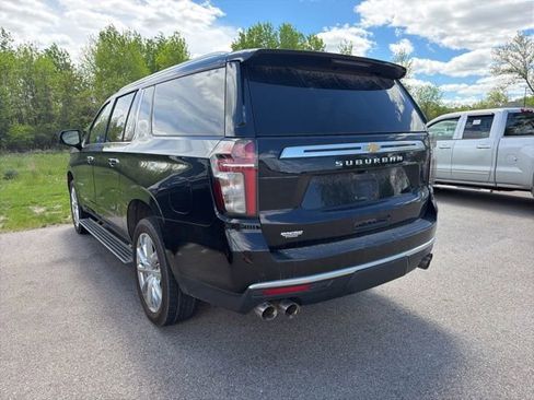 Used 2021 Chevrolet Suburban High Country w/ Premium Package AWD/4WD image 10