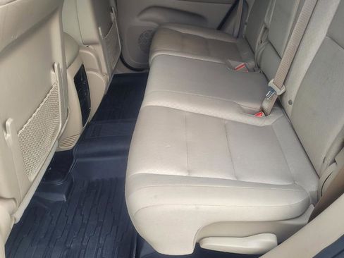 Used 2019 Jeep Grand Cherokee Laredo image 34