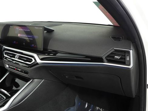 Used 2023 BMW 330i Sedan w/ Driving Assistance Package RWD image 14