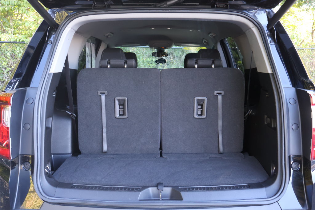 Certified 2023 GMC Acadia SLE w/ Driver Convenience Package FWD image 46