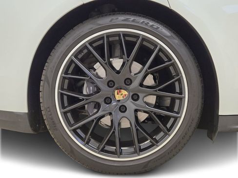 Used 2020 Porsche Panamera 4 image 7