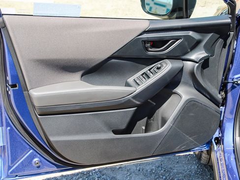 New 2025 Subaru Crosstrek 2.0i Premium image 19