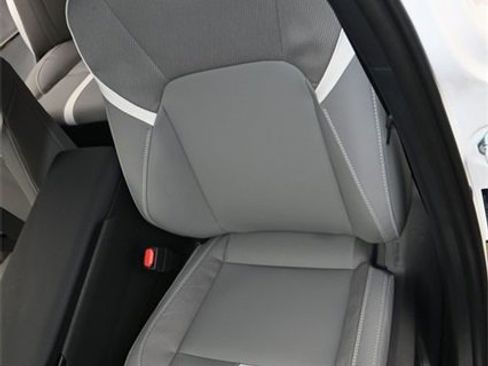 New 2026 Toyota Camry SE image 9