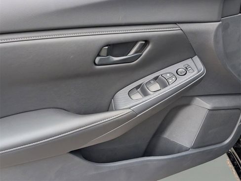 New 2025 Nissan Sentra S image 15