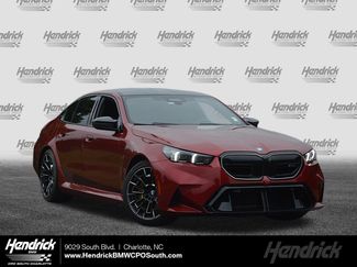 Used 2025 BMW M5 AWD/4WD video 1