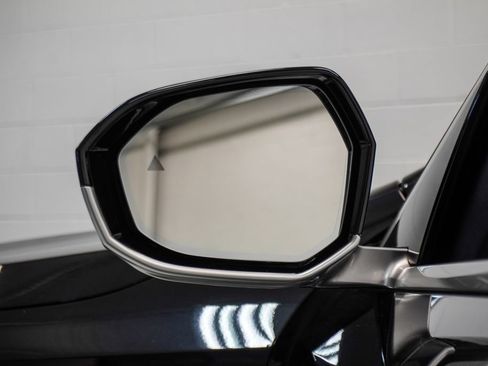 Used 2025 BMW 530i RWD image 41