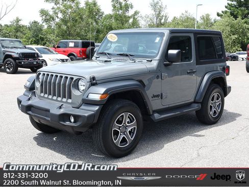 Used 2023 Jeep Wrangler Sport AWD/4WD image 1