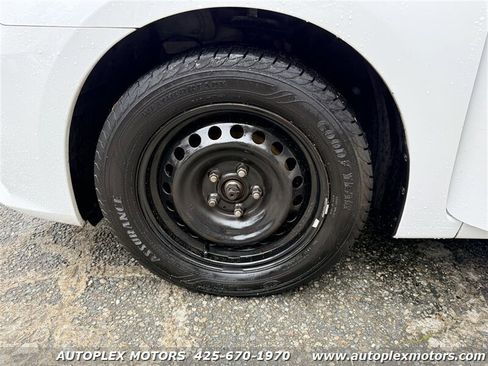 Used 2018 Nissan Sentra S image 15