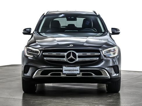 Used 2022 Mercedes-Benz GLC 300 image 3