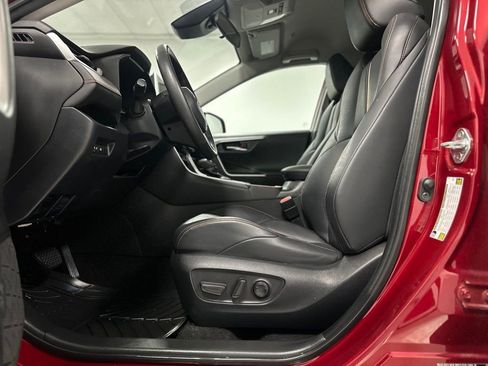 Used 2023 Toyota RAV4 Adventure image 17