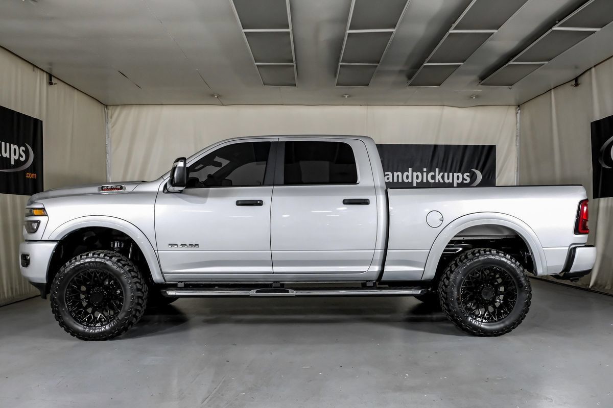Used 2026 RAM 2500 Big Horn AWD/4WD image 12
