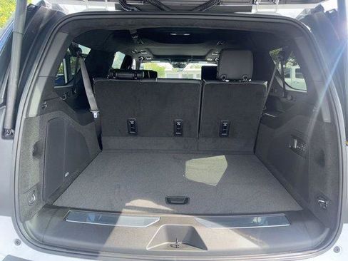 New 2025 Cadillac Escalade ESV Premium Luxury Platinum image 20