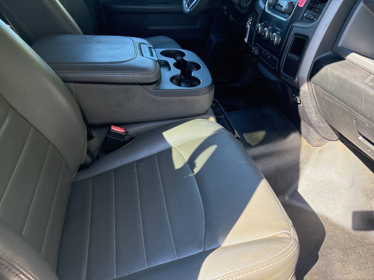 Used 2016 RAM 2500 Tradesman RWD image 7