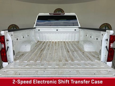 Used 2022 Chevrolet Silverado 2500 Custom w/ Custom Convenience Package AWD/4WD image 24
