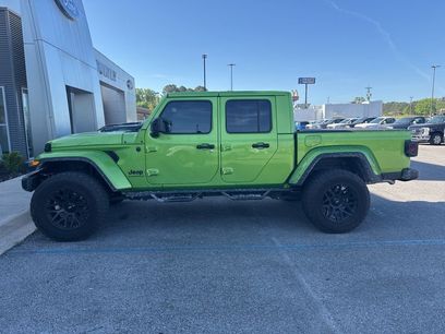 Used 2025 Jeep Gladiator Sport w/ Premium Package