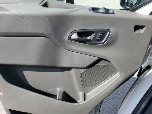 Used 2024 Ford Transit 250 Low Roof w/ Exterior Upgrade Package image 25