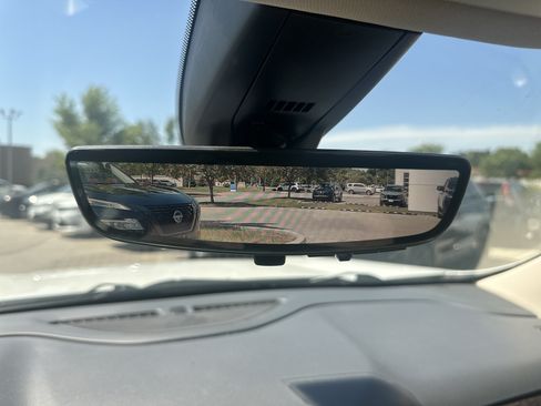 Used 2020 GMC Acadia Denali AWD/4WD image 32