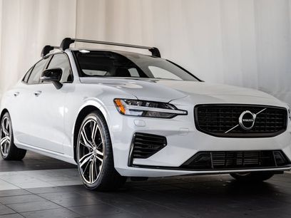 Used 2022 Volvo S60 T8 R-Design Expression w/ Premium Package