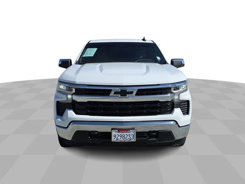 Used 2023 Chevrolet Silverado 1500 LT w/ Convenience Package II image 3