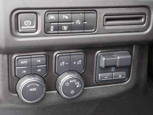 Used 2023 Chevrolet Tahoe RST w/ Luxury Package image 6