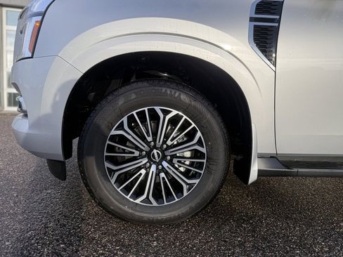 New 2026 Nissan Armada SL w/ Captain's Chari Seat Package image 7