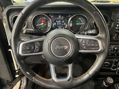 Used 2023 Jeep Wrangler Unlimited Sahara image 13