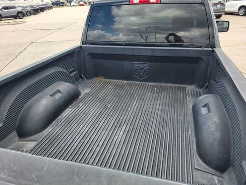 Used 2015 RAM 1500 Express RWD image 20