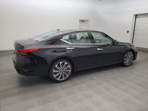Used 2023 Nissan Altima 2.5 SL FWD image 10