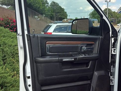 Used 2017 RAM 2500 Laramie w/ Off Road Package AWD/4WD image 13