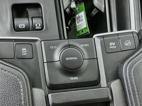 Used 2026 Toyota Grand Highlander AWD Hybrid image 26