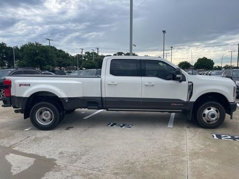 Used 2025 Ford F350 King Ranch AWD/4WD image 2