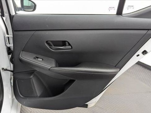 Used 2024 Nissan Sentra SV FWD image 19