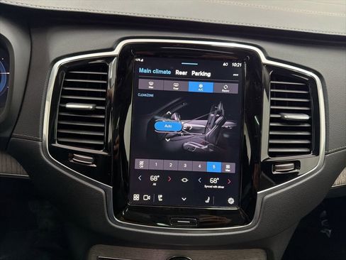 Used 2024 Volvo XC90 T8 Ultimate image 35