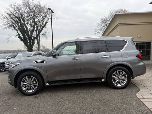 Used 2018 INFINITI QX80 Signature Edition w/ All Season Package image 4