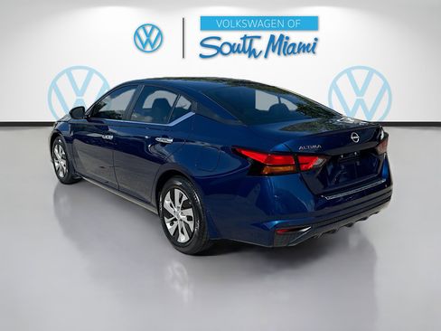 Used 2024 Nissan Altima 2.5 S FWD image 5
