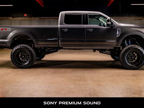 Used 2017 Ford F250 Lariat w/ Lariat Ultimate Package image 10