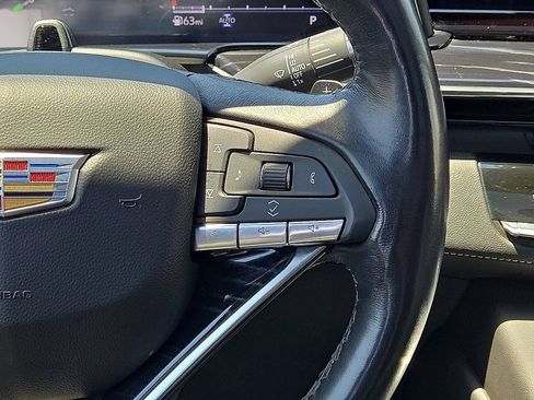 Used 2024 Cadillac Escalade Sport AWD/4WD image 19