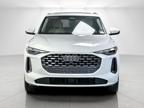 New 2025 Audi Q5 Premium image 8