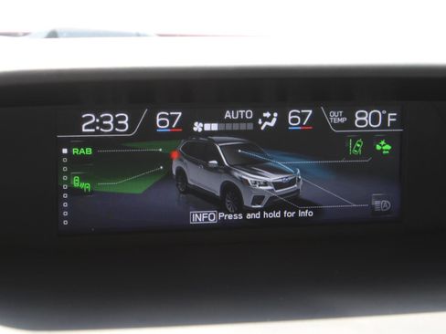 Used 2020 Subaru Forester Limited image 32