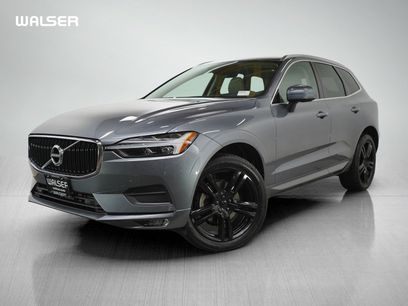 Used 2021 Volvo XC60 T5 Momentum w/ Premium Package