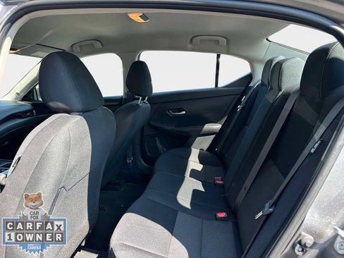 Used 2023 Nissan Sentra SV FWD image 11