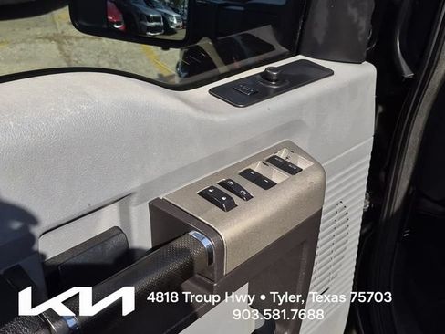 Used 2016 Ford F250 XLT w/ XLT Value Package AWD/4WD image 23
