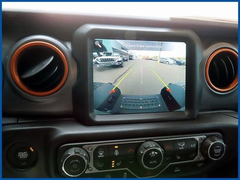 Used 2021 Jeep Gladiator Mojave image 19