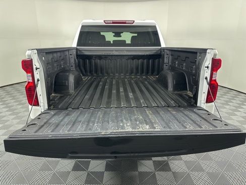 Used 2023 Chevrolet Silverado 1500 LT w/ Z71 Off-Road Package image 11