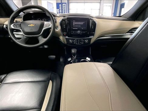 Used 2022 Chevrolet Traverse LS AWD/4WD image 22