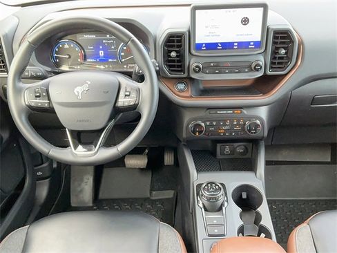 Used 2024 Ford Bronco Sport Outer Banks image 13