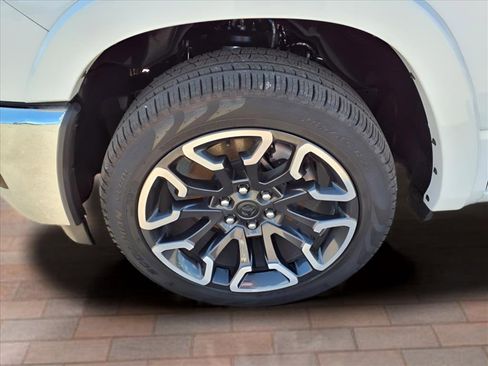 New 2025 RAM 1500 Limited image 26