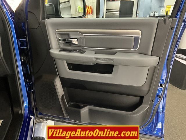 Used 2019 RAM 1500 Classic SLT w/ Luxury Group AWD/4WD image 36